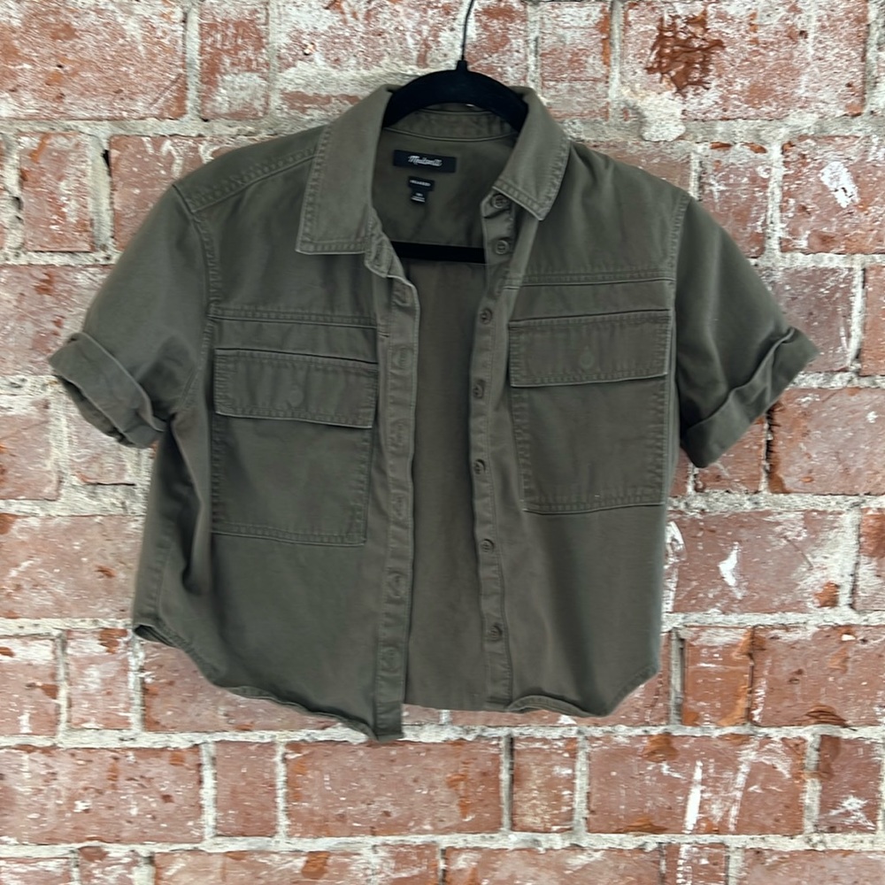 Madewell cropped olive green army shirt size xs